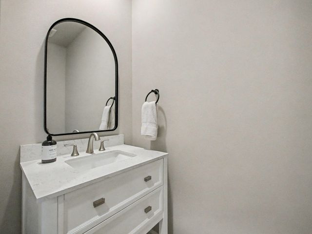 5747 SE Edgewater Circle, Stuart, FL 34997