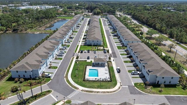 5747 SE Edgewater Circle, Stuart, FL 34997