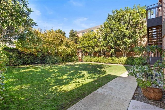 2928 Lawrence, San Diego, CA 92106