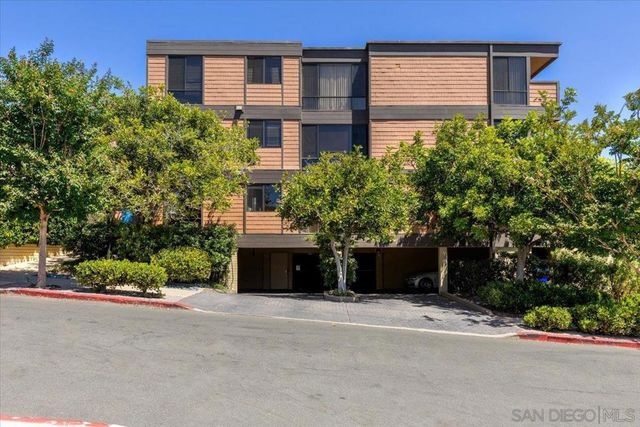 2928 Lawrence, San Diego, CA 92106