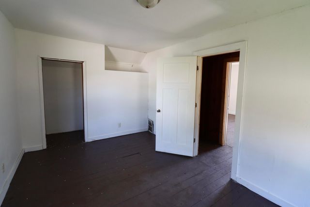 3466 S State Road 104, La Porte, IN 46350