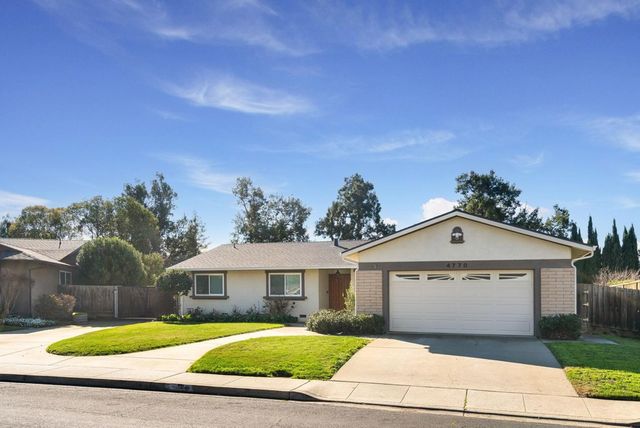 4770 Olive Dr, Concord, CA 94521