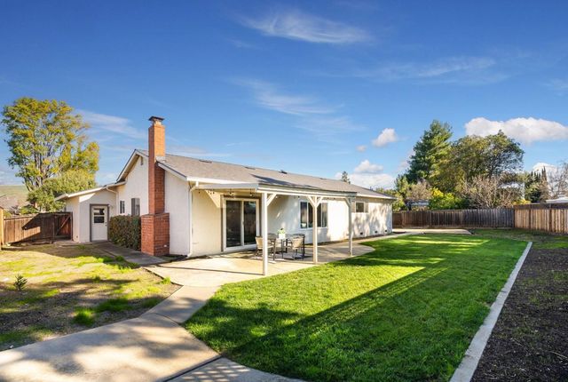 4770 Olive Dr, Concord, CA 94521