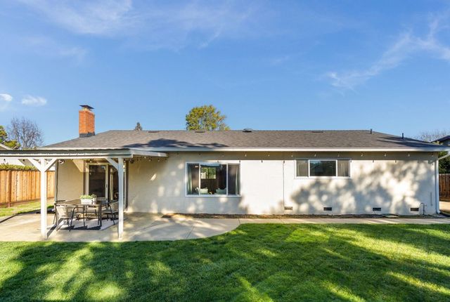 4770 Olive Dr, Concord, CA 94521