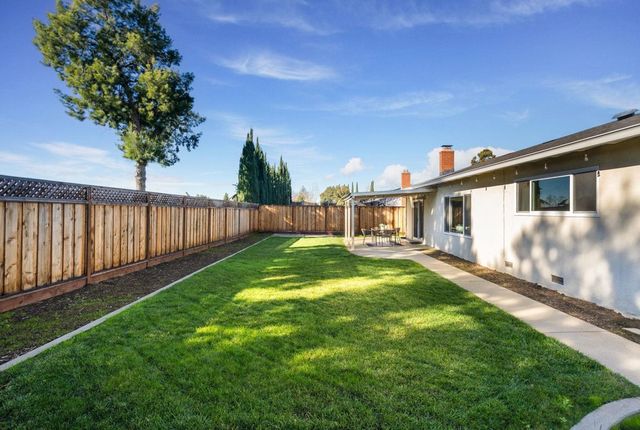 4770 Olive Dr, Concord, CA 94521