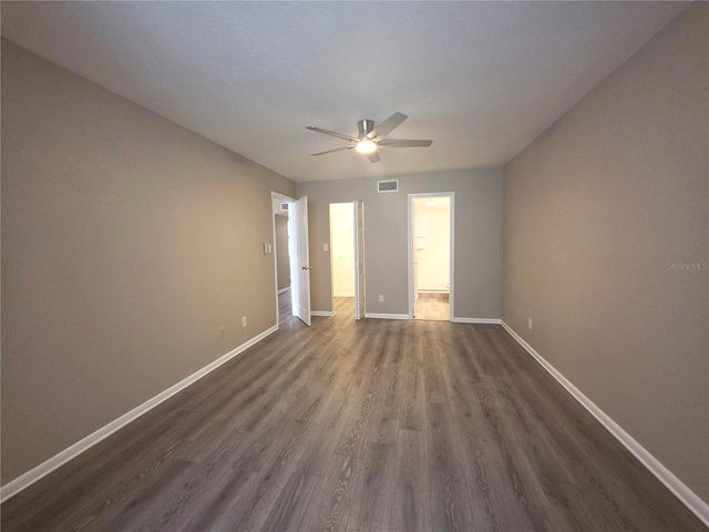 2049 SKIMMER COURT W 311, Clearwater, FL 33762