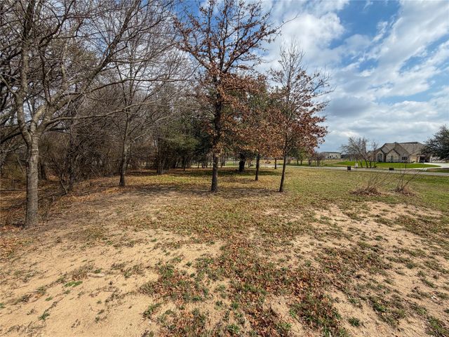 1120 Paradise Parkway, Poolville, TX 76487