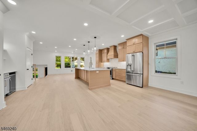 349 Charnwood Rd, New Providence Boro, NJ 07974