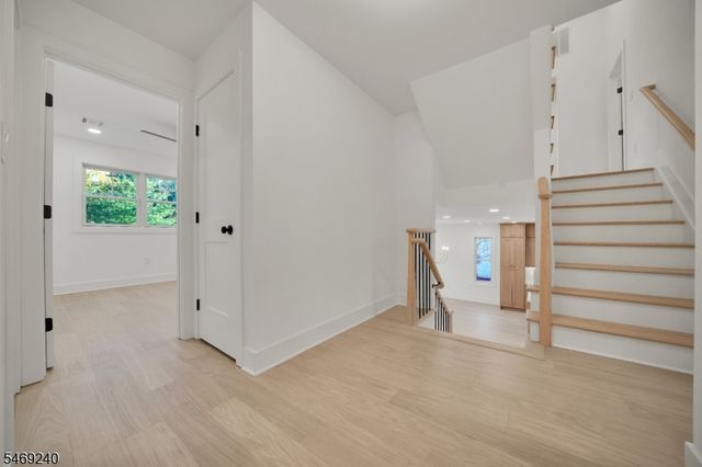 349 Charnwood Rd, New Providence Boro, NJ 07974