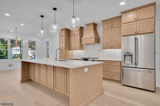 349 Charnwood Rd, New Providence Boro, NJ 07974