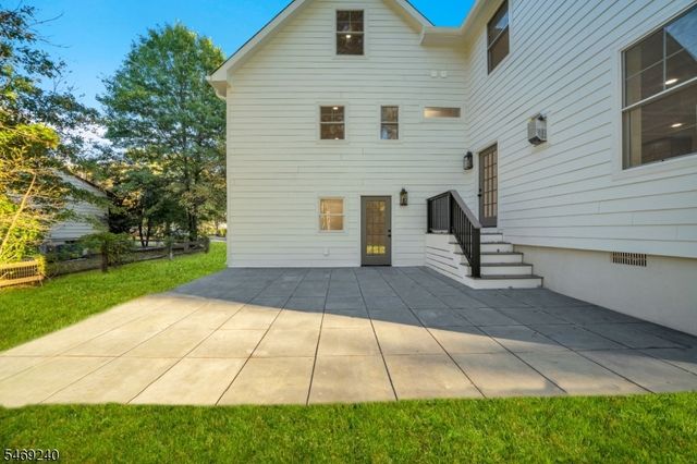 349 Charnwood Rd, New Providence Boro, NJ 07974