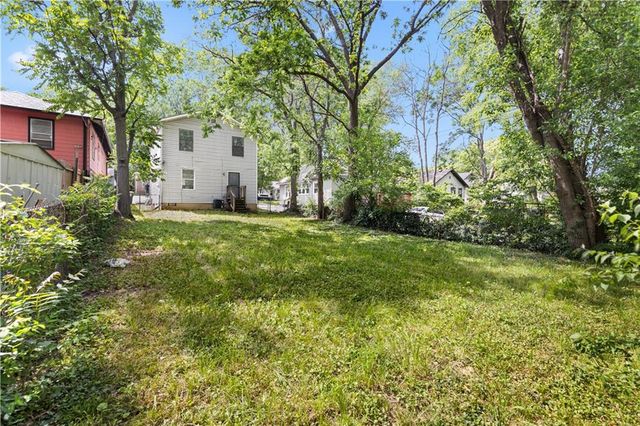 7033 Bellefontaine Avenue, Kansas City, MO 64132