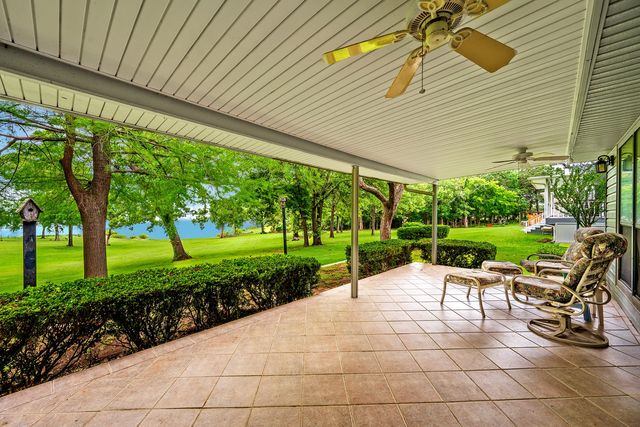 64 Hughes Drive, Pottsboro, TX 75076