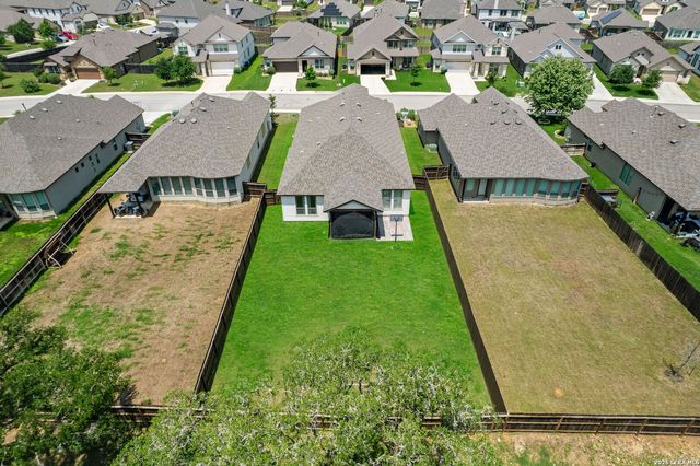 8928 WHIMSEY RDG, Fair Oaks Ranch, TX 78015