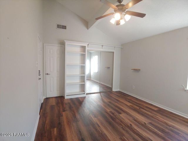 100 Winchester Drive 204, Lafayette, LA 70506