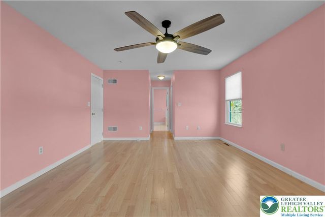 4442 Lenox Drive, Hanover Twp, PA 18017