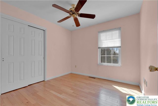 4442 Lenox Drive, Hanover Twp, PA 18017