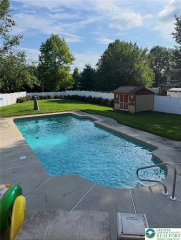 4442 Lenox Drive, Hanover Twp, PA 18017