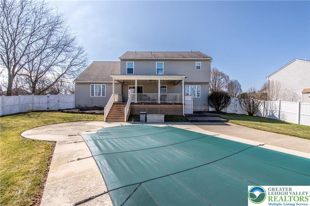 4442 Lenox Drive, Hanover Twp, PA 18017