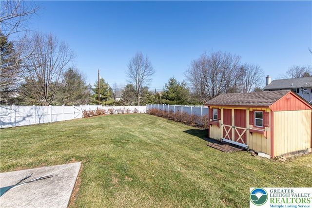 4442 Lenox Drive, Hanover Twp, PA 18017