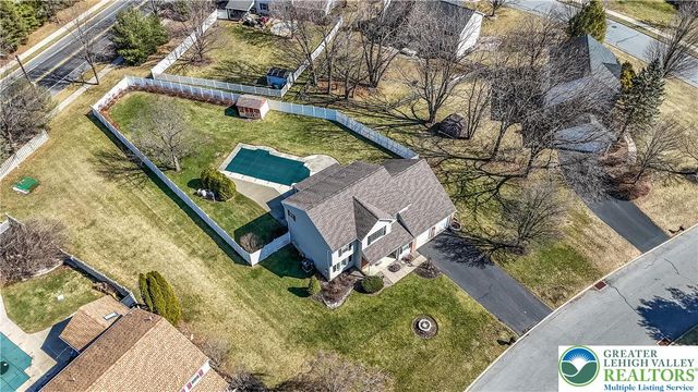 4442 Lenox Drive, Hanover Twp, PA 18017