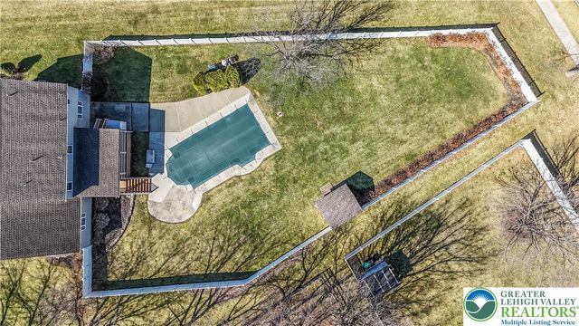 4442 Lenox Drive, Hanover Twp, PA 18017