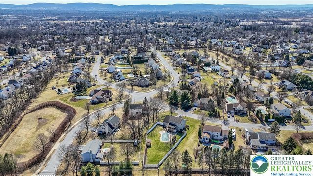 4442 Lenox Drive, Hanover Twp, PA 18017