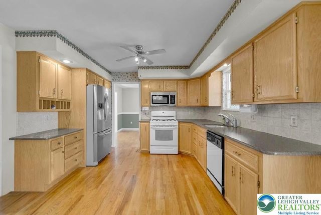 4442 Lenox Drive, Hanover Twp, PA 18017