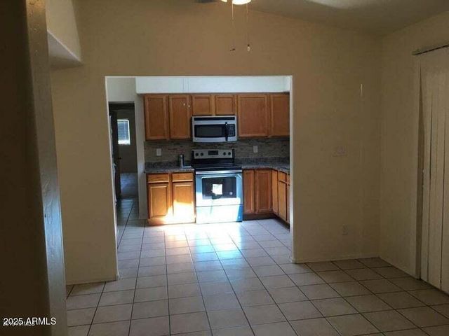 2438 W Jefferson Street, Phoenix, AZ 85009