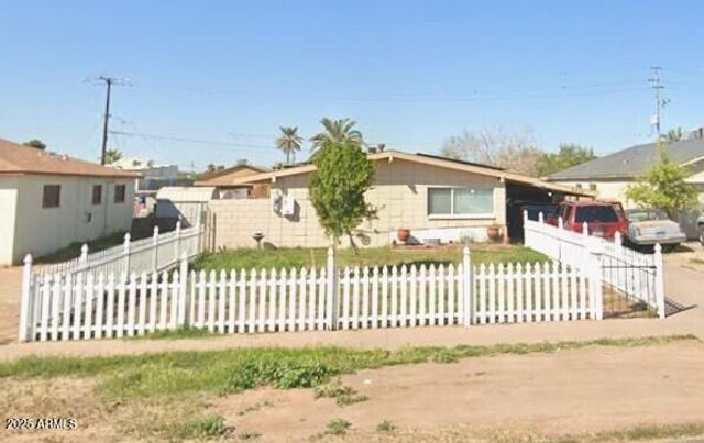 2438 W Jefferson Street, Phoenix, AZ 85009