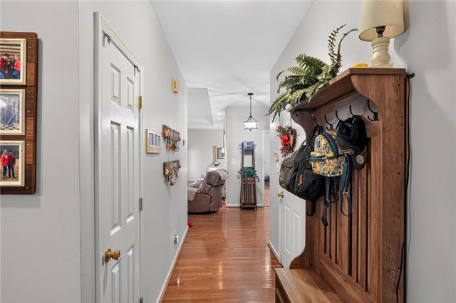 144 ELLIOTT Circle, Anderson, SC 29621