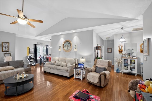 144 ELLIOTT Circle, Anderson, SC 29621