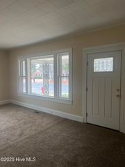 1319 E 14th Street, Greenville, NC 27858