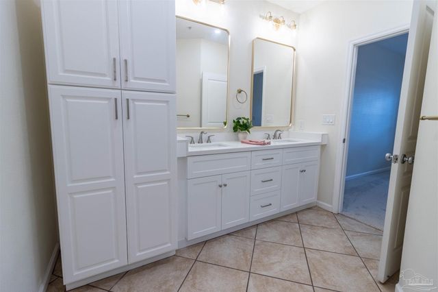 212 Harbor Blvd 102, Destin, FL 32541