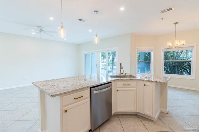 212 Harbor Blvd 102, Destin, FL 32541