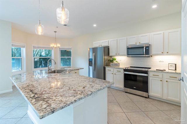 212 Harbor Blvd 102, Destin, FL 32541