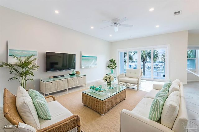 212 Harbor Blvd 102, Destin, FL 32541