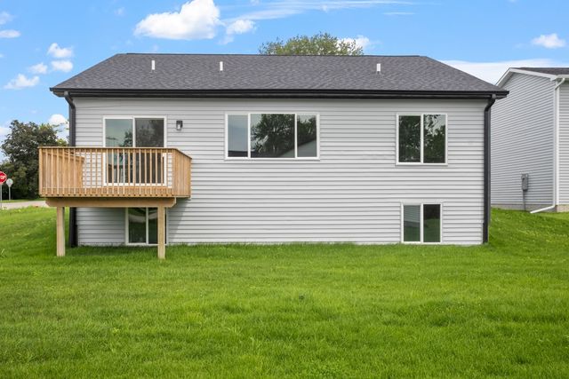 500 Ironwood Avenue, Woodward, IA 50276