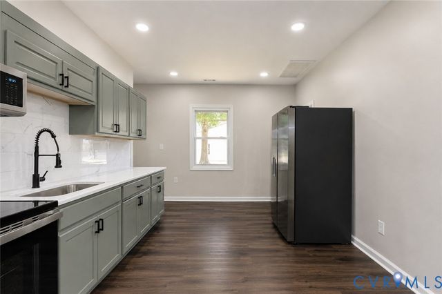 238 E 36th St, Richmond, VA 23224