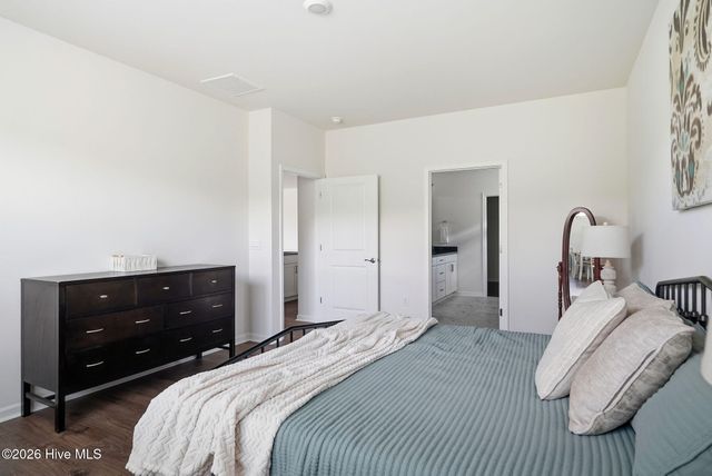 607 Pine Dune Lane, Aberdeen, NC 28315