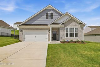 607 Pine Dune Lane, Aberdeen, NC 28315