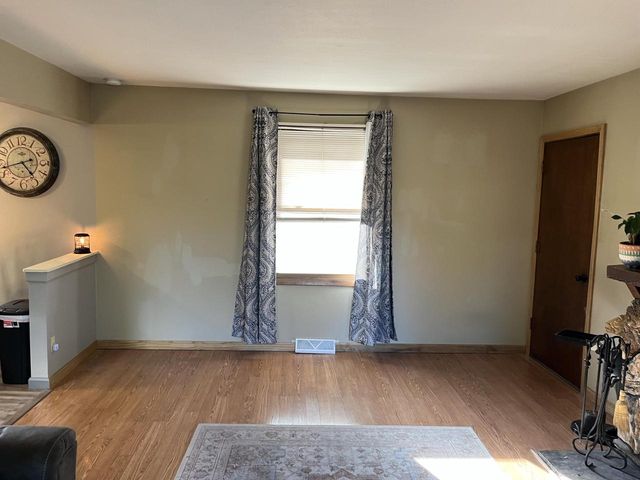 W163S7358 Bay Lane DRIVE, Muskego, WI 53150