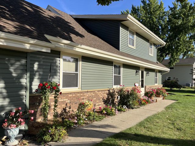 W163S7358 Bay Lane DRIVE, Muskego, WI 53150