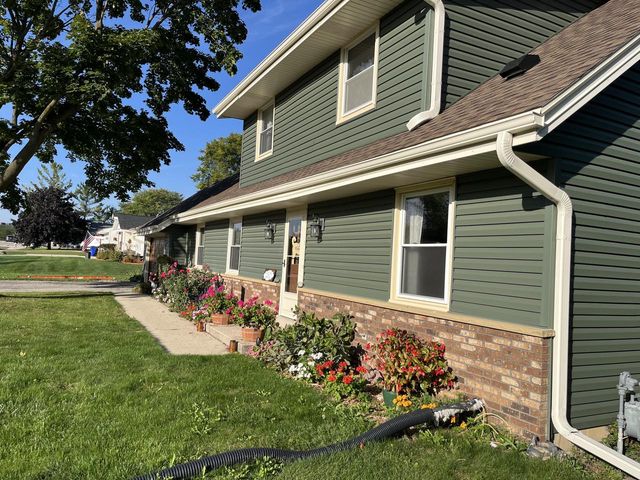 W163S7358 Bay Lane DRIVE, Muskego, WI 53150