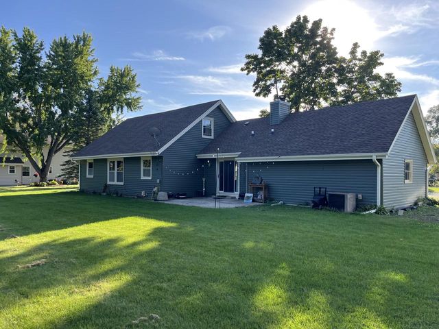 W163S7358 Bay Lane DRIVE, Muskego, WI 53150