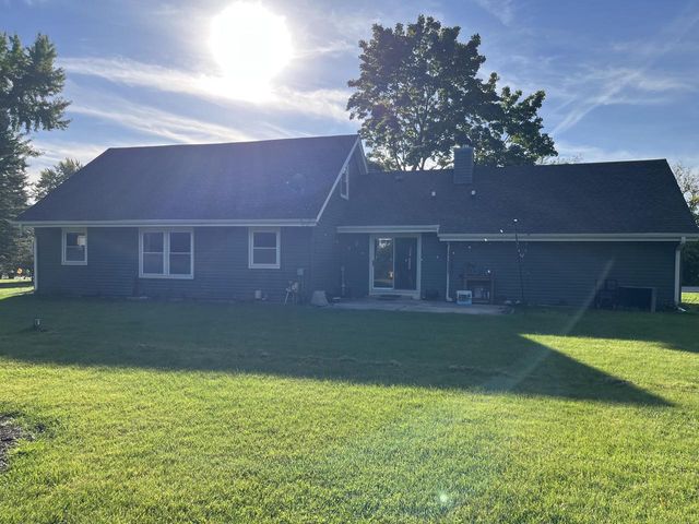 W163S7358 Bay Lane DRIVE, Muskego, WI 53150