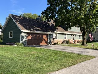 W163S7358 Bay Lane DRIVE, Muskego, WI 53150
