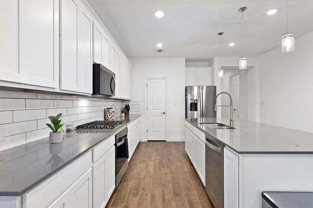 116 Raleigh DR, Georgetown, TX 78633