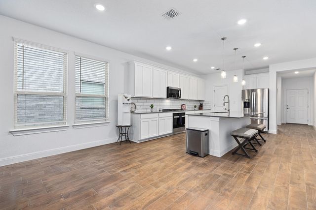 116 Raleigh DR, Georgetown, TX 78633