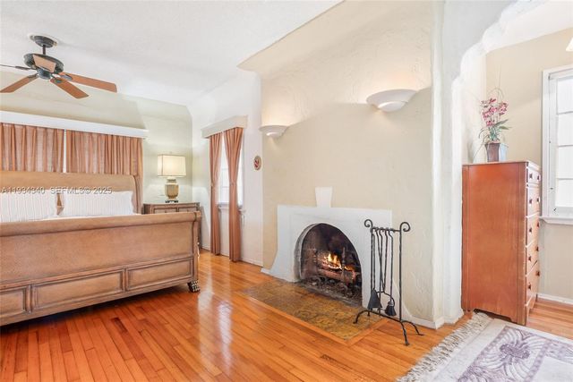 111 Salamanca Ave, Coral Gables, FL 33134